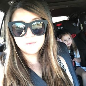 Meet your Posher, Brandi